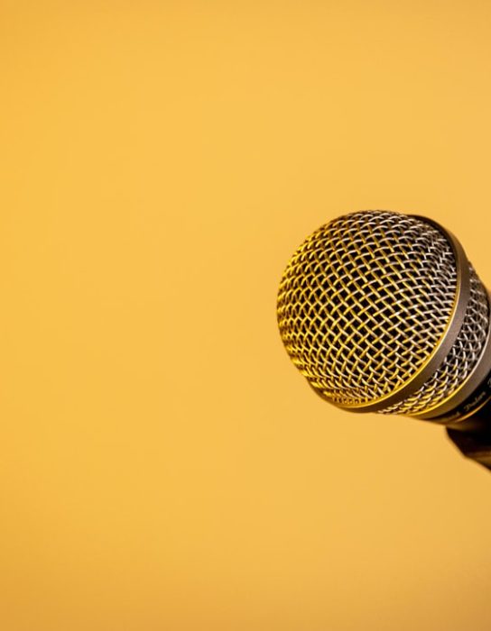 O que faz uma web rádio crescer de verdade em 2026