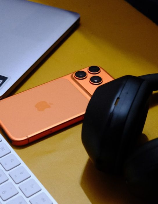 A evolução do áudio digital: de podcast a rádio online